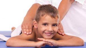 Массаж спины ребенку