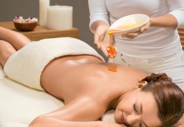 Медовый массаж спины